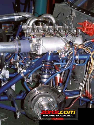 Zorce-engine-in-car.jpg
