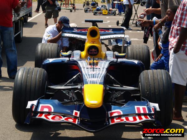 ZORCE-RB-F1-JAMAICA-32827.jpg