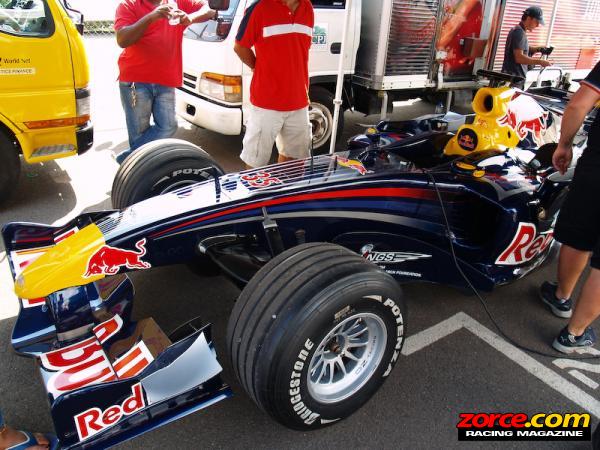 ZORCE-RB-F1-JAMAICA-32908.jpg