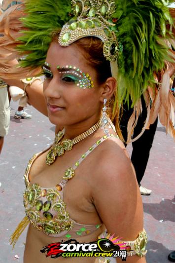 114043-ZORCE.jpg