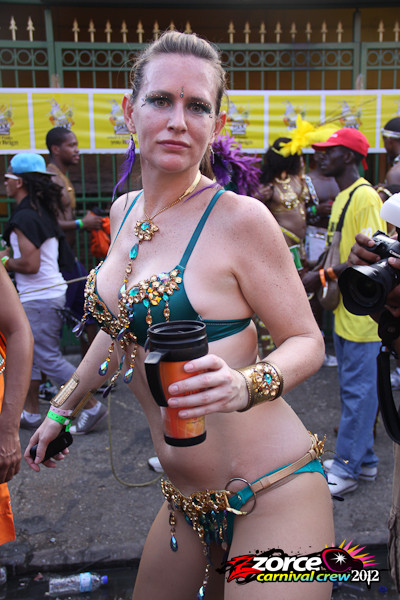 21170149-ZORCE.jpg