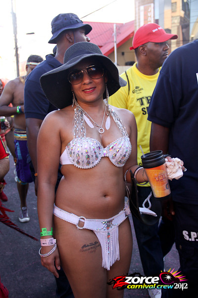 21171057-ZORCE.jpg
