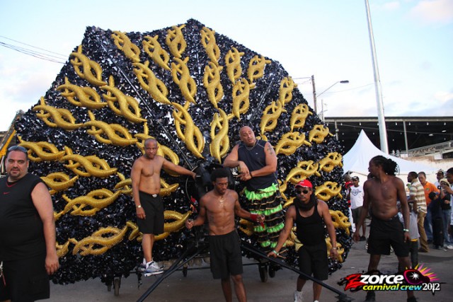 21175418-ZORCE.jpg