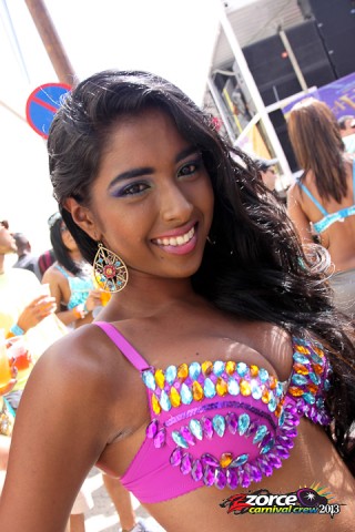 11105323-ZORCE.jpg